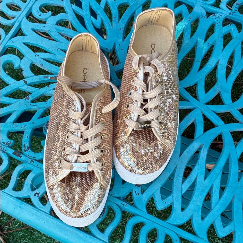 bebe Sequin Sport Deanna Gold Flashy Lace-Up Sneakers Sz. 8.5 New
